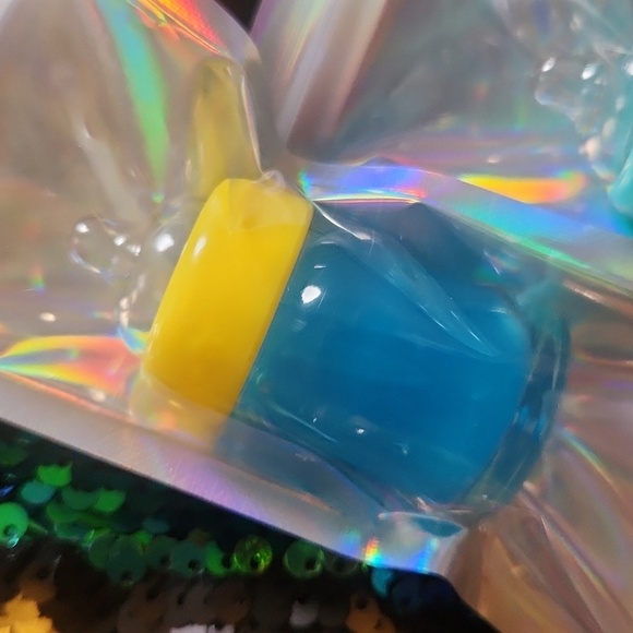 Shades of hope lipgloss - Picture 2 of 3